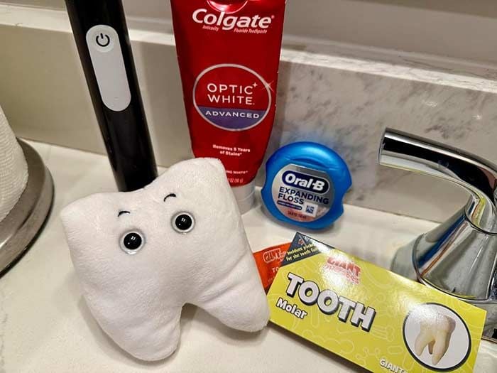 Tooth plush in bathroom
